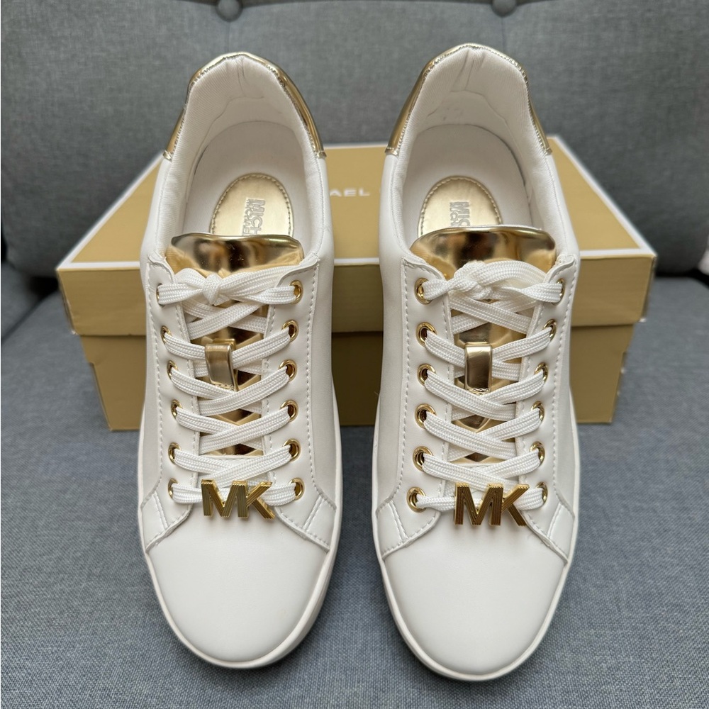 🆕Michael Kors Sneakers | Size 7